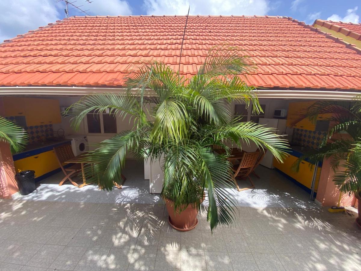 Residence Bel'Soleil Sainte-Anne Esterno foto